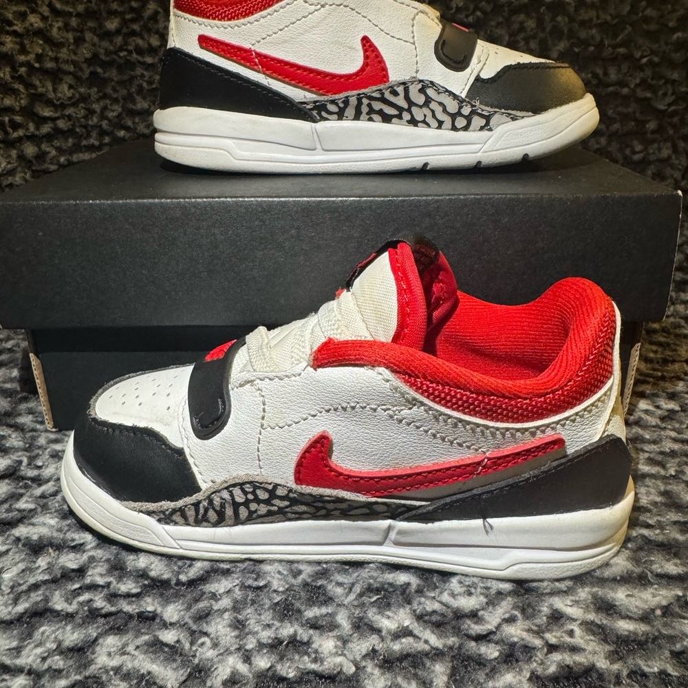 Jordan Legacy 312 Low (TD) - Picture 3 of 7